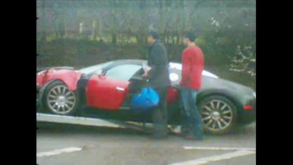 Катастрофирало Bugatti Veyron