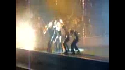 lady gaga pada na scenata