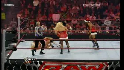 6 - Tag Team Divas match | Raw 21/12/09 |