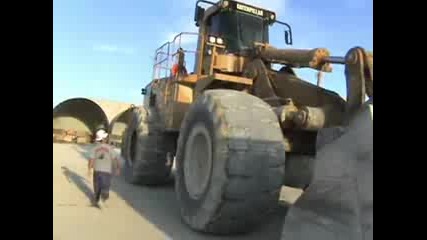 992 Cat Loader Walk Around