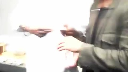 David Blaine демонстрира своя магия на Snoop Dogg (hq)