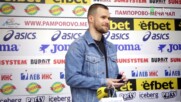 Радослав Кирилов с награда за Футболист №1 за месец март