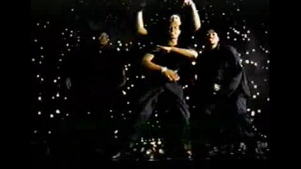 2pac.feat.outlawz - hit.em.up