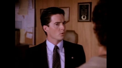 Twin Peaks-2x03the Man Behind Glass