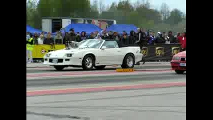 Blown Chevy Camaro 89 Vs Bmw 318 Compact 95 5, 4l 14mile drag race 