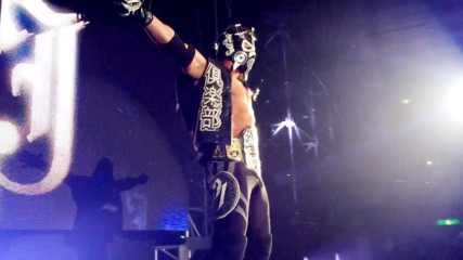 AJ Styles unveils new mask in return to Japan