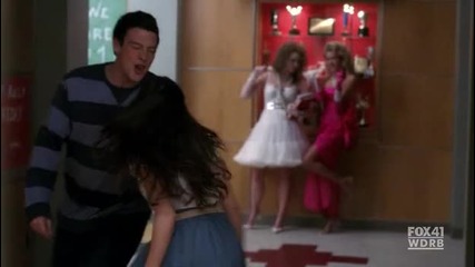 Glee - Rachel & Finn - Open Your Heart (1x15) 