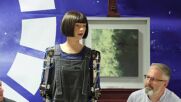ЗА ПРЪВ ПЪТ: Хуманоидни роботи дадоха пресконференция