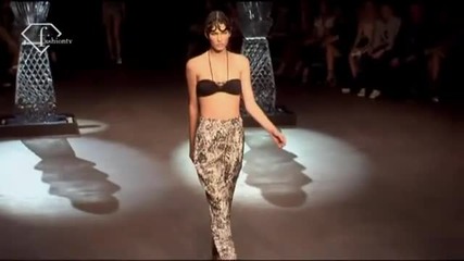 fashiontv Ftv.com - Rafw10 Seventh wonderland runway 
