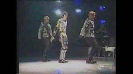 ... It's party o'clock Mike! [за конкурса на melanievellejo]