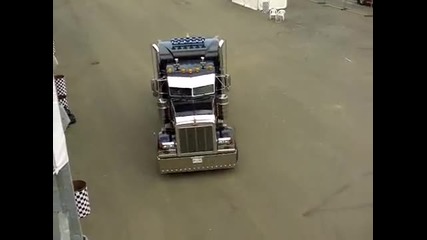 Peterbilt 379