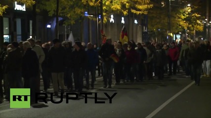 Germany: Thousands of PEGIDA protesters rally against refugees in Dresden