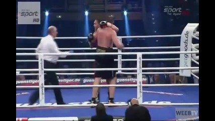 Кубрат Пулев победи Устинов с нокаут и успя да защити титлата си !