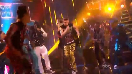 Забавно!! Justin Bieber is shufflin with Lmfao (ama's 2011)