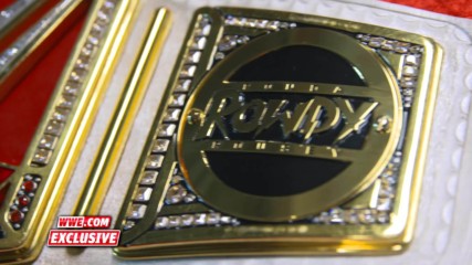 Ronda Rousey to receive custom Raw Women's Championship tonight: WWE.com Exclusive, Aug. 20, 2018