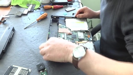 Ремонт на Sony Vaio Pcg-6w1l - смяна на вентилатор Screen.bg