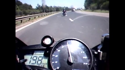 Highway run Suzuki vs. Yamaha