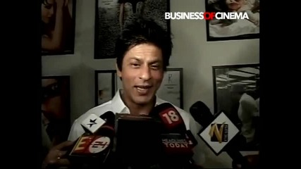 Shah Rukh Khan at Daboo Ratnani s 2011 Bollywood calendar launch