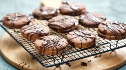 Бон Апети | Шоколадови бисквити "Алфахорес"