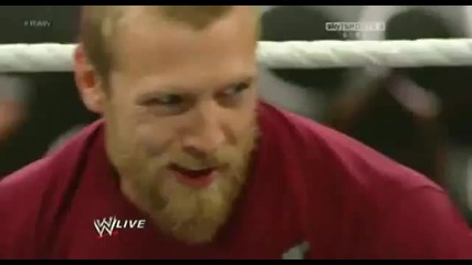 Wwe Raw 13.2.2012 Big Show Vs Randy Orton Part 2