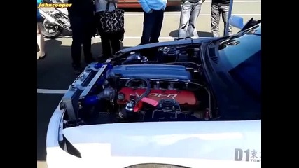 Skyline R33 с V10 мотор от Viper