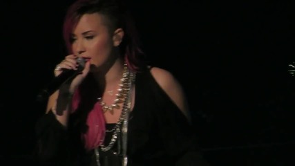 Demi Lovato - Skyscraper Chicago - 3_14_14