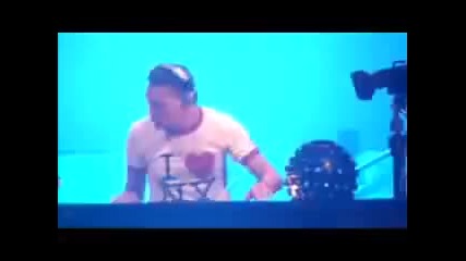 Tiesto - Traffic