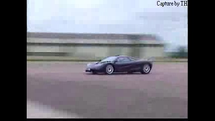 Mclaren F1 Vs Nissan Skyline