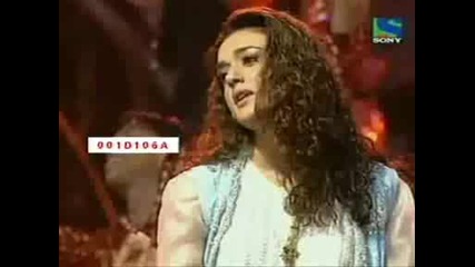 Preity Zinta - Filmfare Awards - Live
