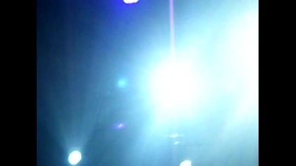 new humanoid tour! Tokio Hotel - In you shadow [ i can shine ] - Luxembourg 22.02.2010]