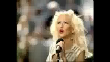 Christina Aguilera - Keeps Getting Better