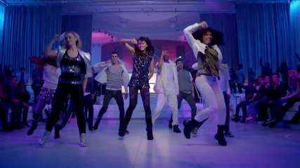 Zendaya & Bella Thorne - Something to dance
