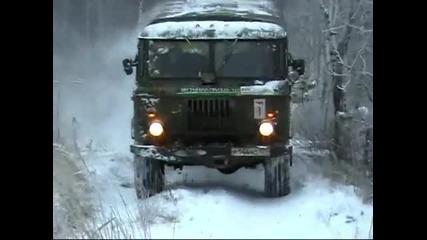 Този камион затъване няма...!!