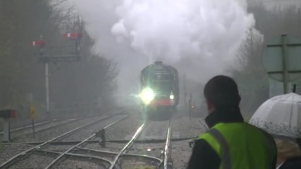 Скорост достойна за уважение на парните локомотиви в британските железници !