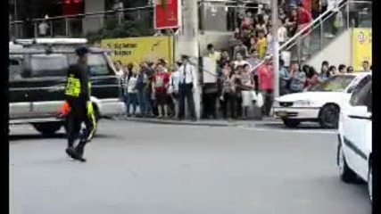 Танцуващият полицай - регулировчик