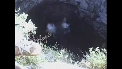 Base Jumping - Mexico - Cave of Swallows