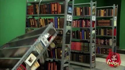 Сложете книгата там - Скрита камера