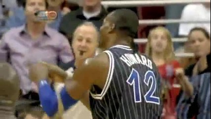 Howard подава на съдията !