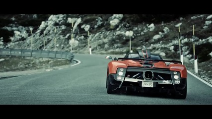 Pagani vs Lamborghini Need for Speed Hot Pursuit