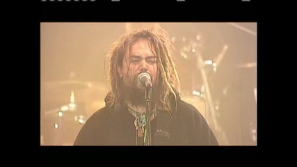 Soulfly - Roots Bloody Roots (sepultura live tribute) 