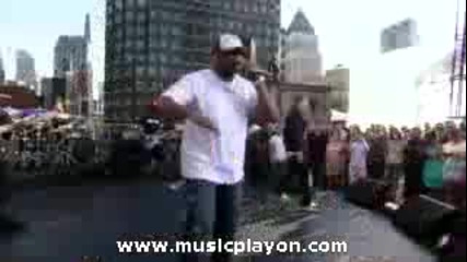 Eminem - Not Afraid (on David Letterman) (live)