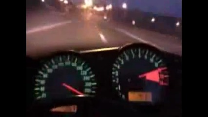 Ето как се кара по магистралата със 350km 