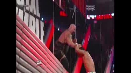 Big Show хвърля Alberto Del Rio върху маса