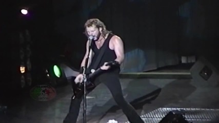 12. Metallica - Creeping Death - Live Middletown 1994