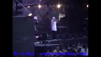 Eminem - Cleanin&#039; Out My Closet (live)