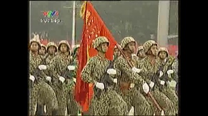 виетнамски парад 2010 ч2
