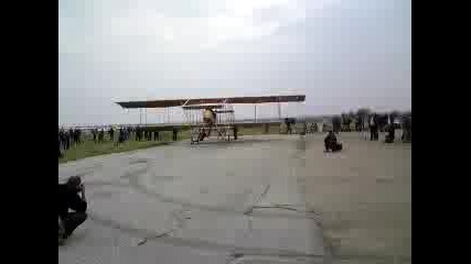 Запуск На Възстановения Самолет От 1913 
