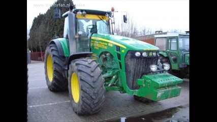 John Deere 8530 