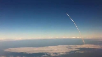 Ракета заснета от Самолет ! 