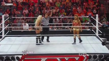 Wwe Raw 19.07.10 Eve Torres Vs Maryse ( Ted Dibiase )